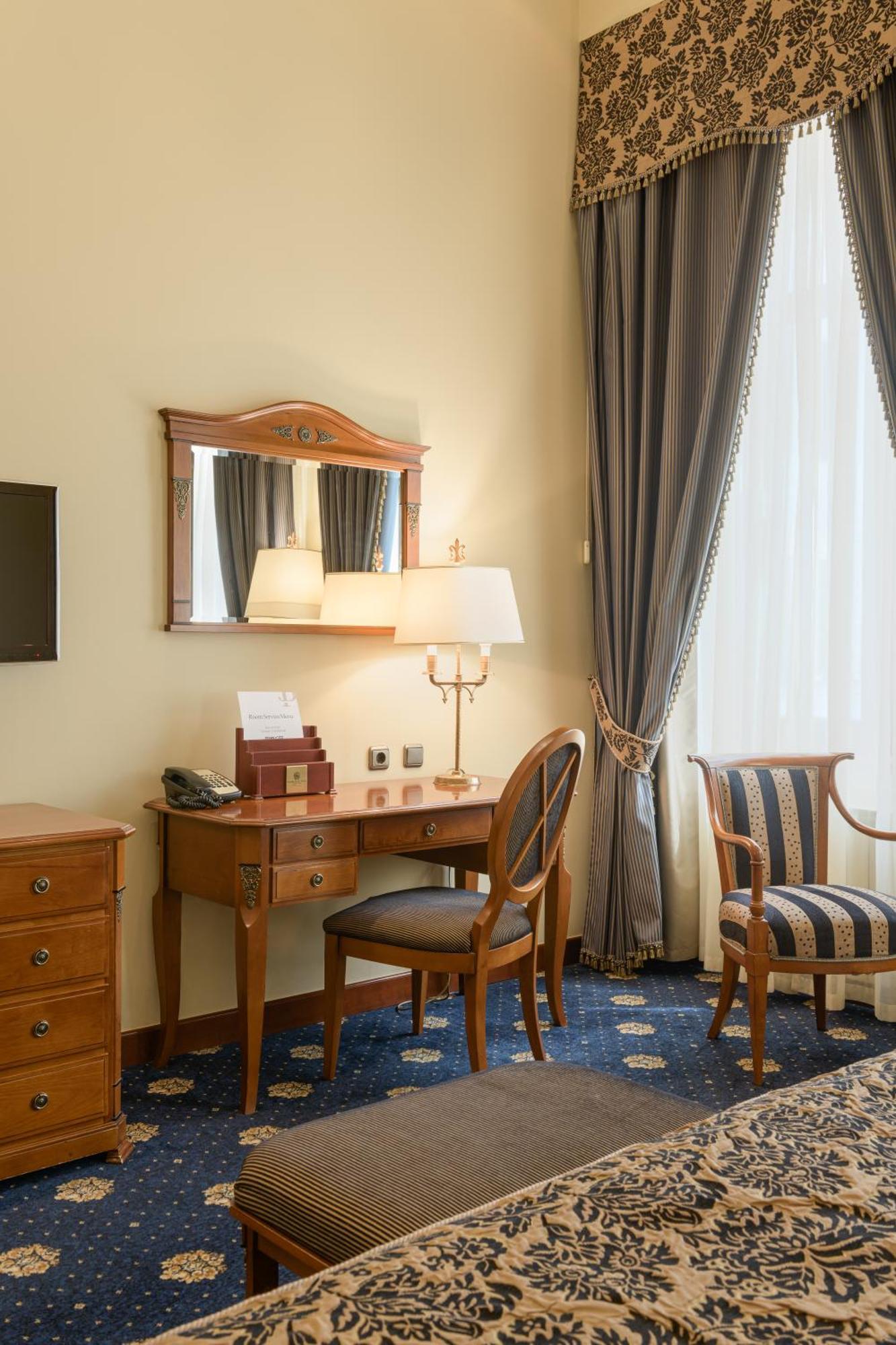 Premier Palace Hotel Kijev Szoba fotó