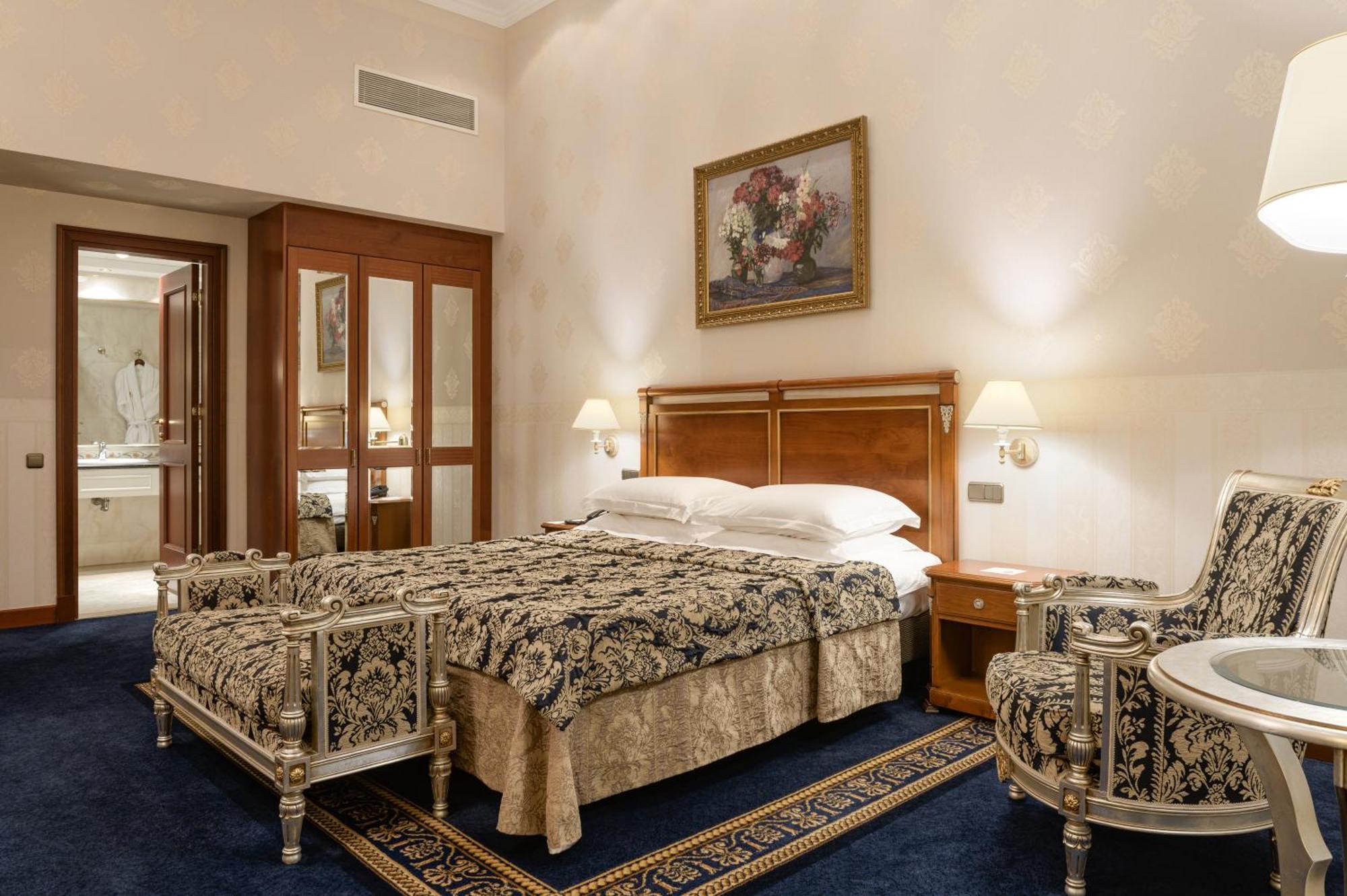 Premier Palace Hotel Kijev Szoba fotó